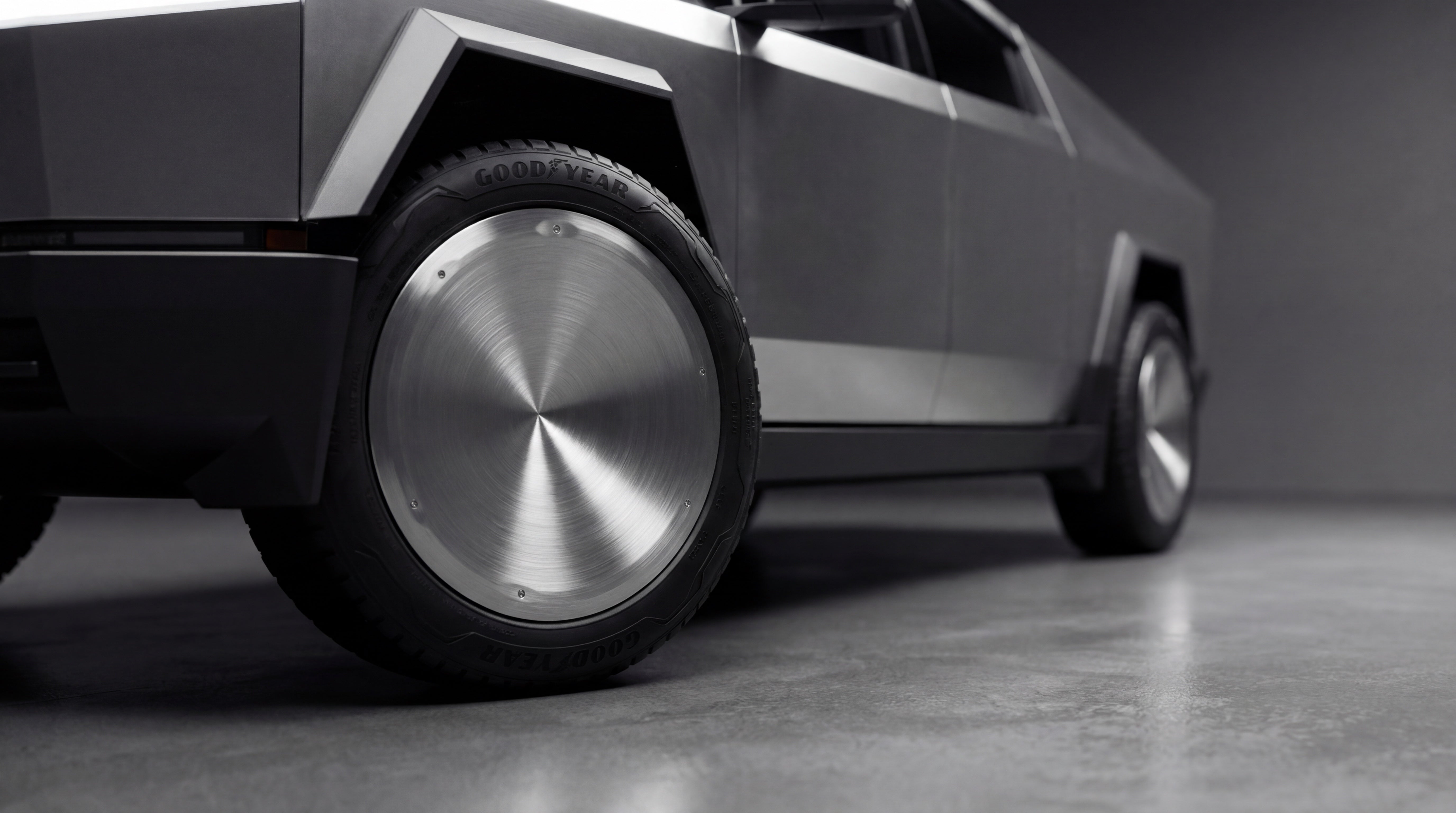 Cybertruck with Xolaris Stealth · 22” · Brushed Aluminum · Studio Detail